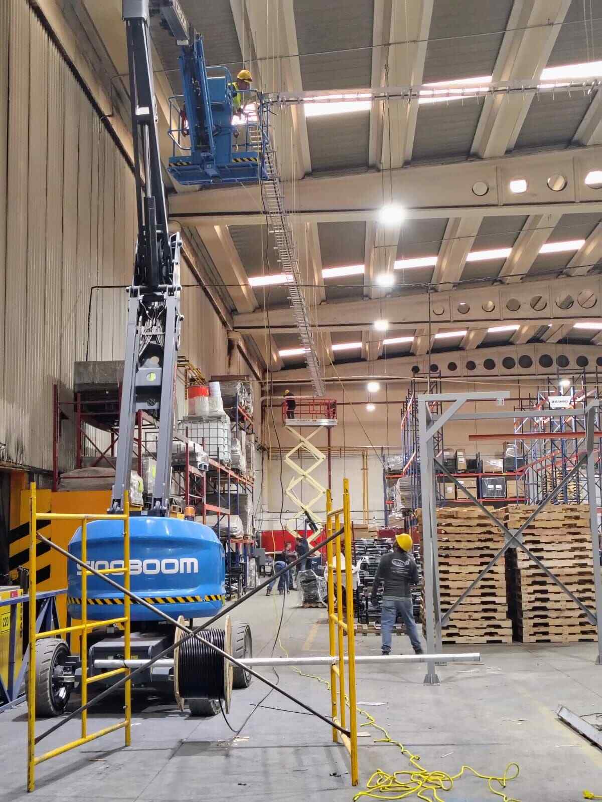 Alimentador a Líneas de Producción